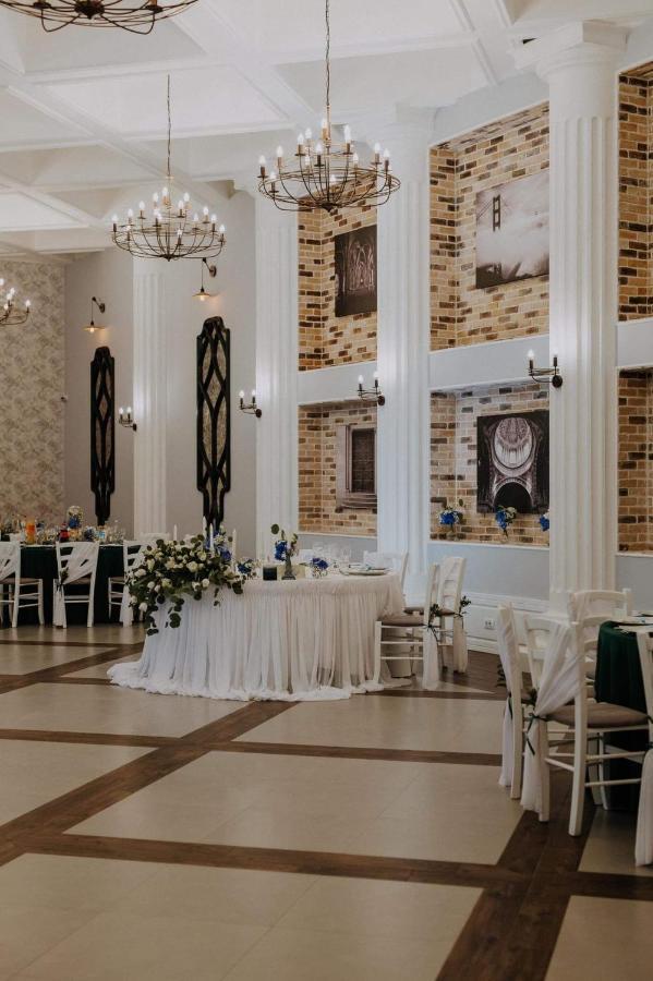 Pavillion 78 Hotel Bacau Ngoại thất bức ảnh